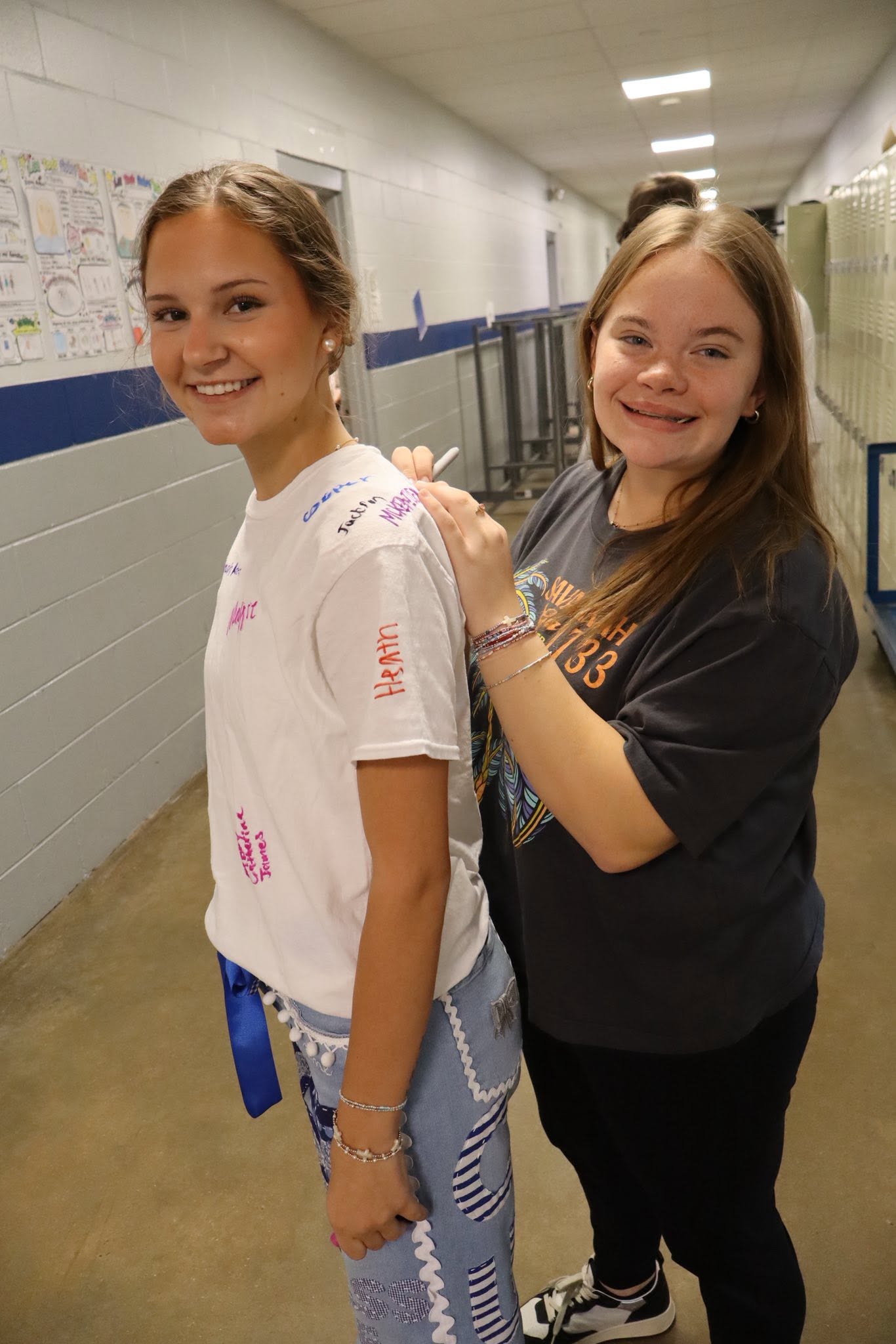 students senior with carlie